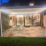 Luxury Vertical Open Space Nyaraló
