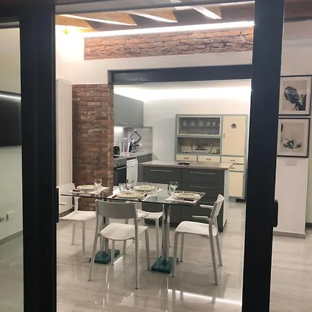 Luxury Vertical Open Space