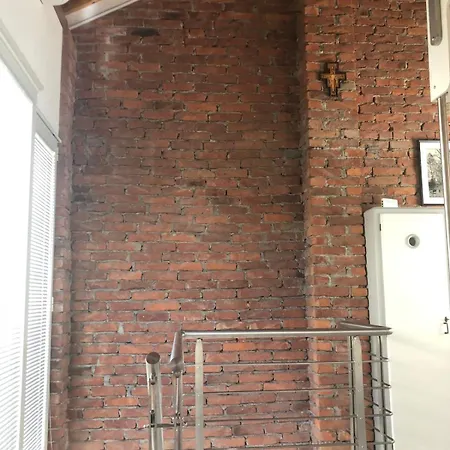 Luxury Vertical Open Space