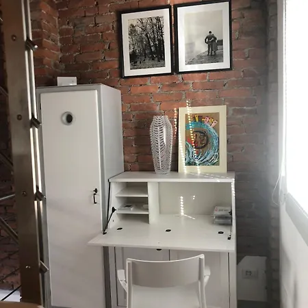 Luxury Vertical Open Space *